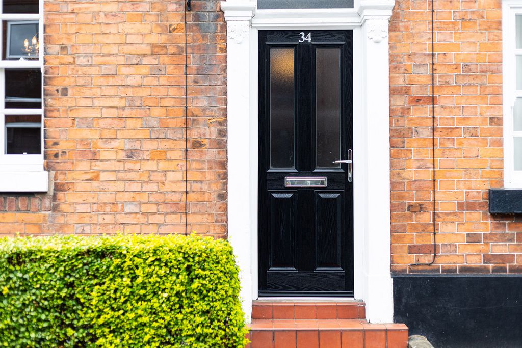 Property photo 2 of 26