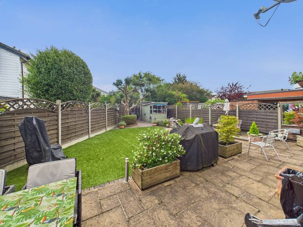 Property photo 3 of 16 Picture No. 03