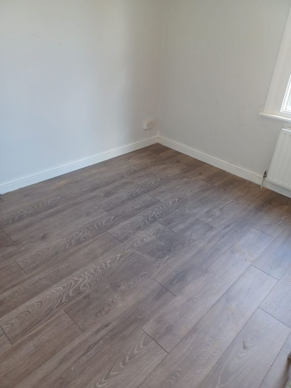 Property photo 3 of 3