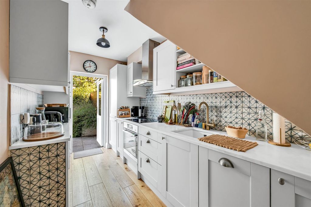 Property photo 3 of 11 67B Grafton Road-5.Jpg