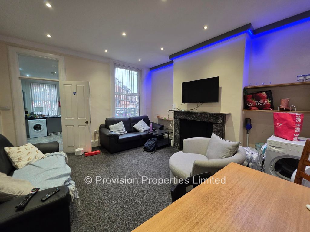 Property photo 1 of 13 Photo