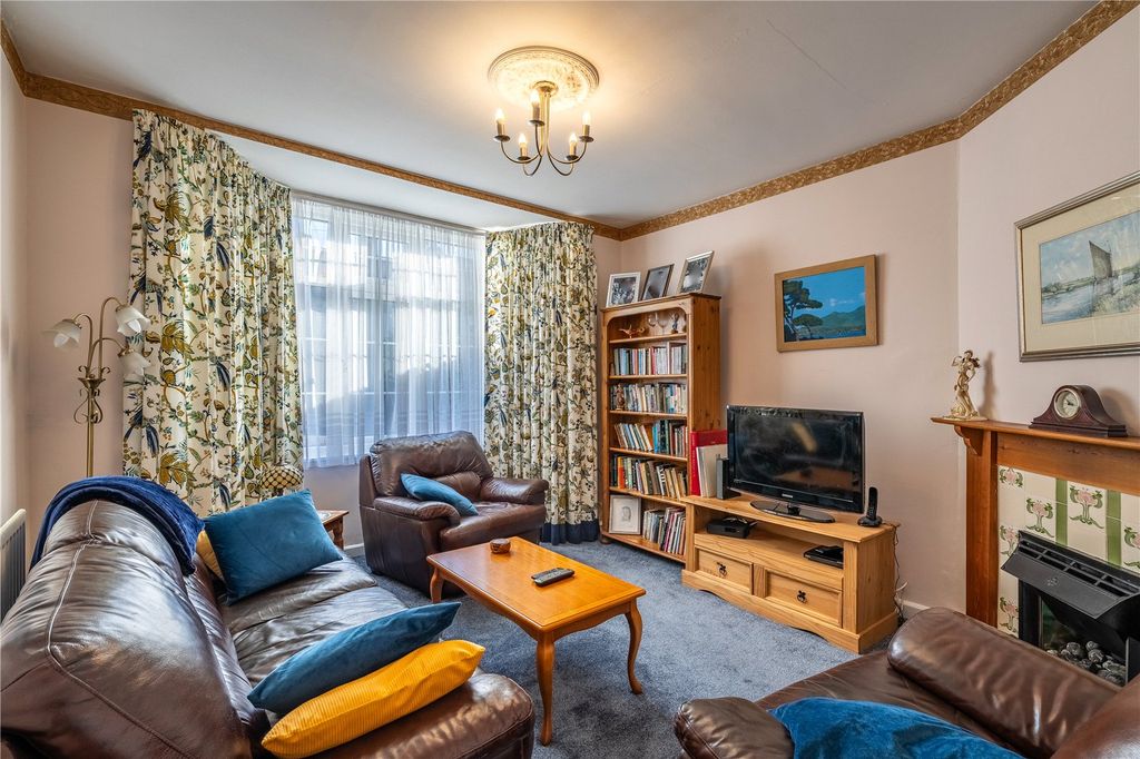 Property photo 3 of 42 Picture No. 30