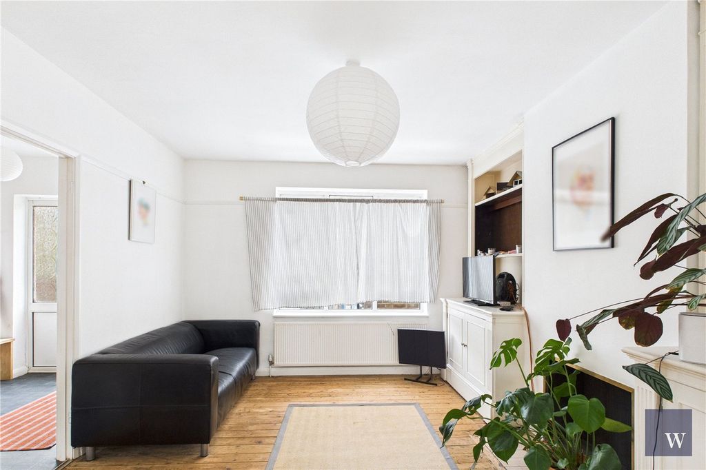 Property photo 2 of 21 Picture No. 05