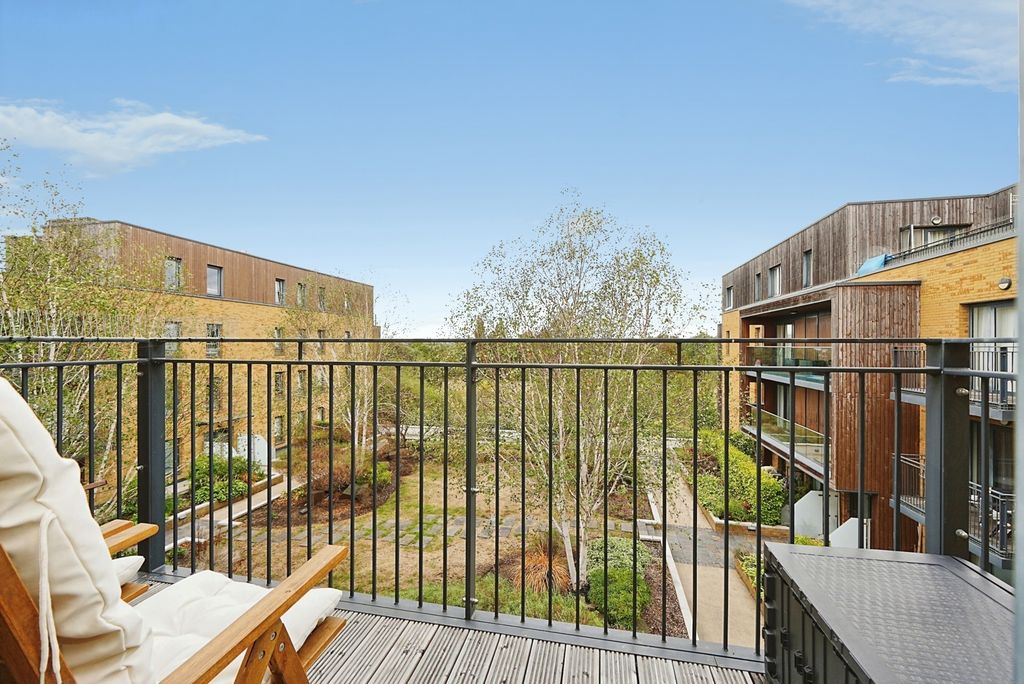 Property photo 3 of 10 Pbox-Img.Jpg
