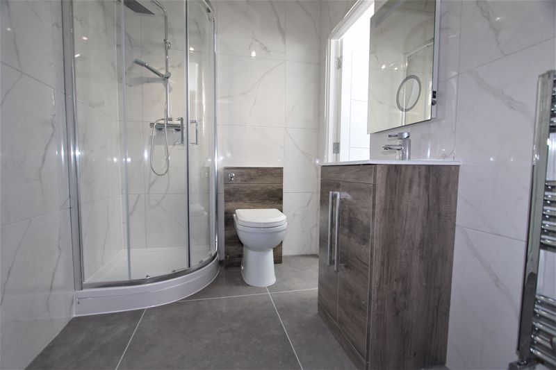 Property photo 3 of 8 Photo 17