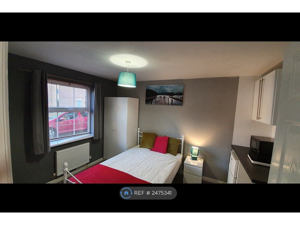 Property photo 1 of 5