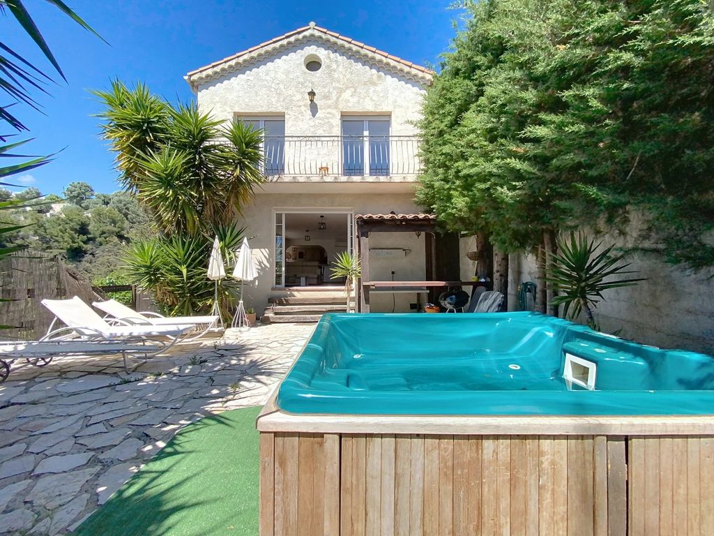 Property photo 3 of 5