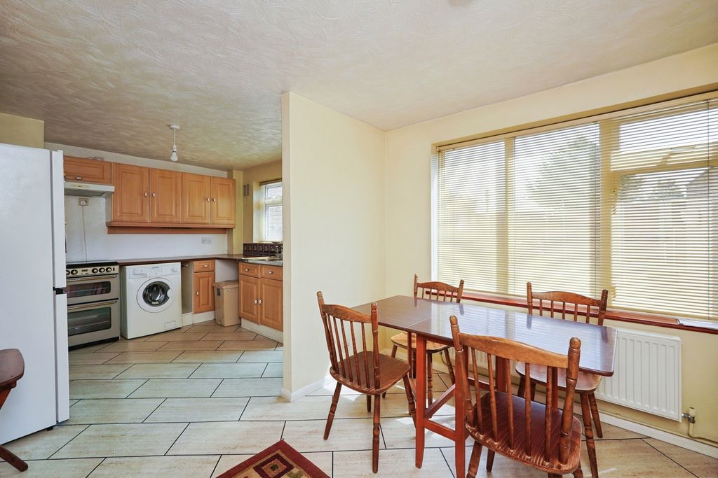 Property photo 2 of 20 Pbox-Img.Jpg