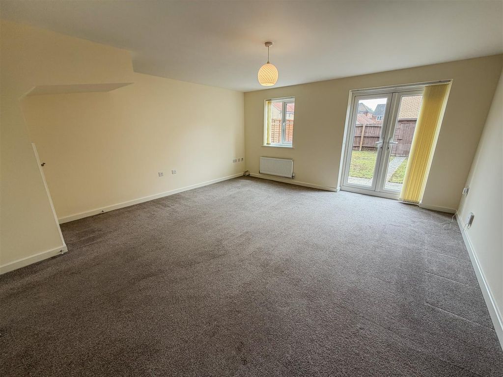 Property photo 3 of 18 Tlc_1Eed3043-5d8c-4c1E-B7E5-3751531d73B4_d054446.J