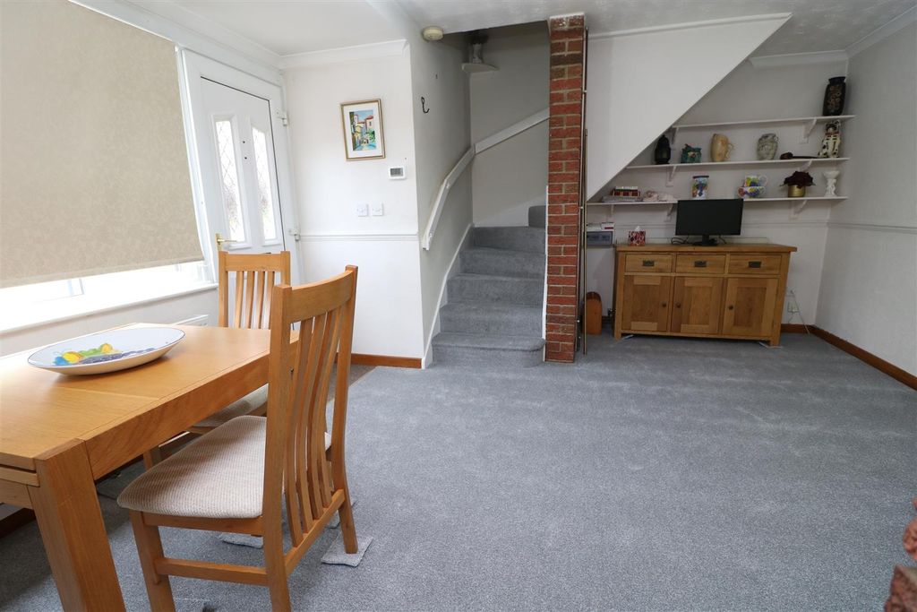 Property photo 2 of 11 Img_0288.Jpg