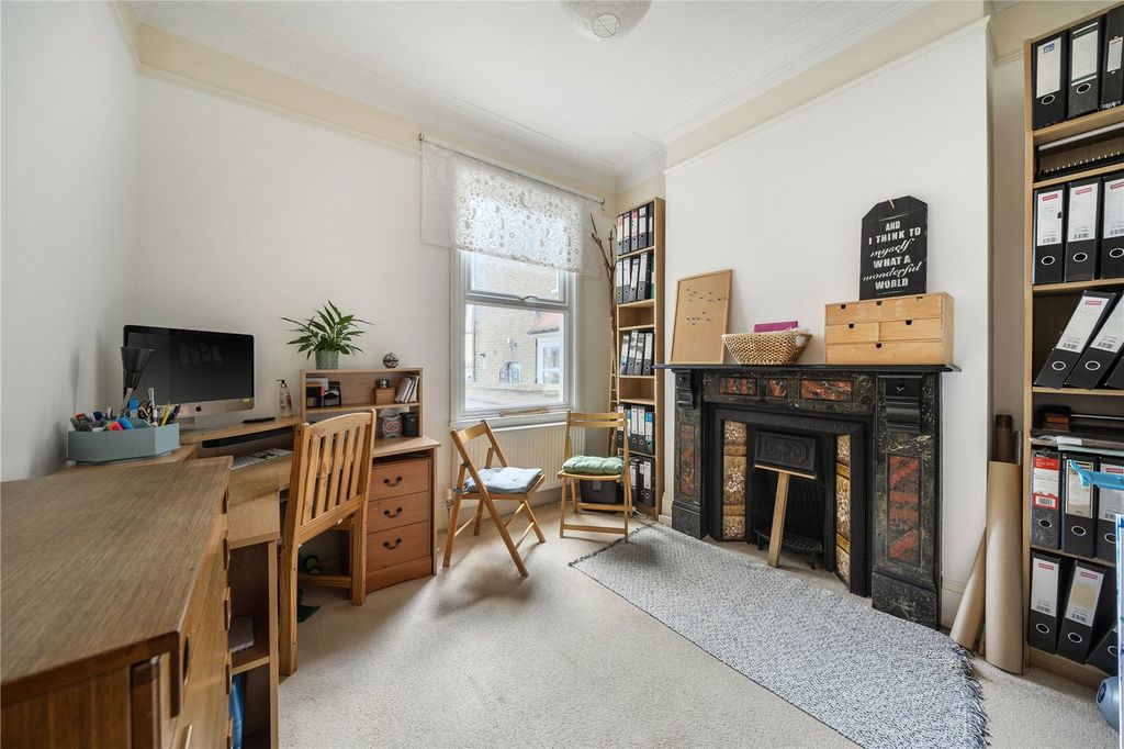 Property photo 3 of 21 Office