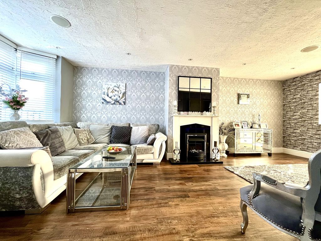 Property photo 2 of 15 Not Specified