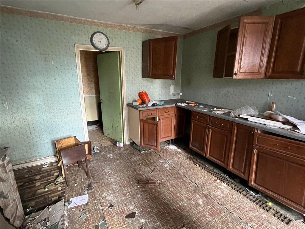 Property photo 2 of 4