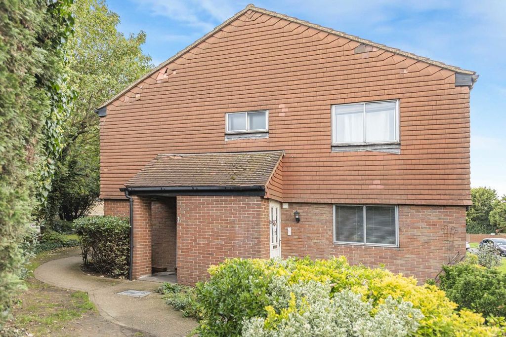 Property photo 1 of 6