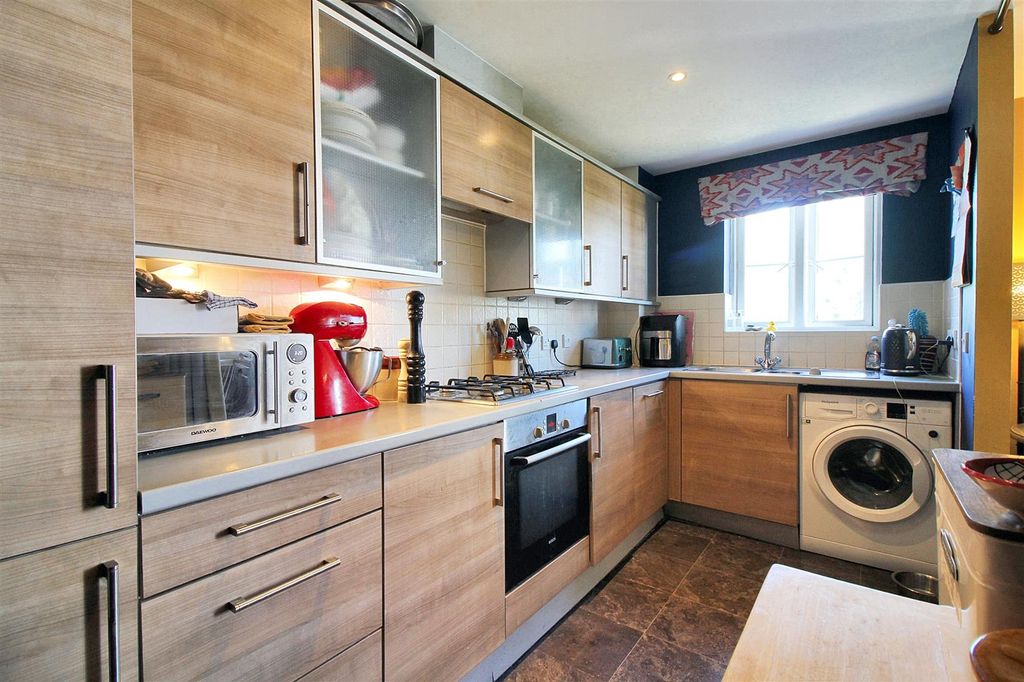 Property photo 3 of 13 2.Jpg