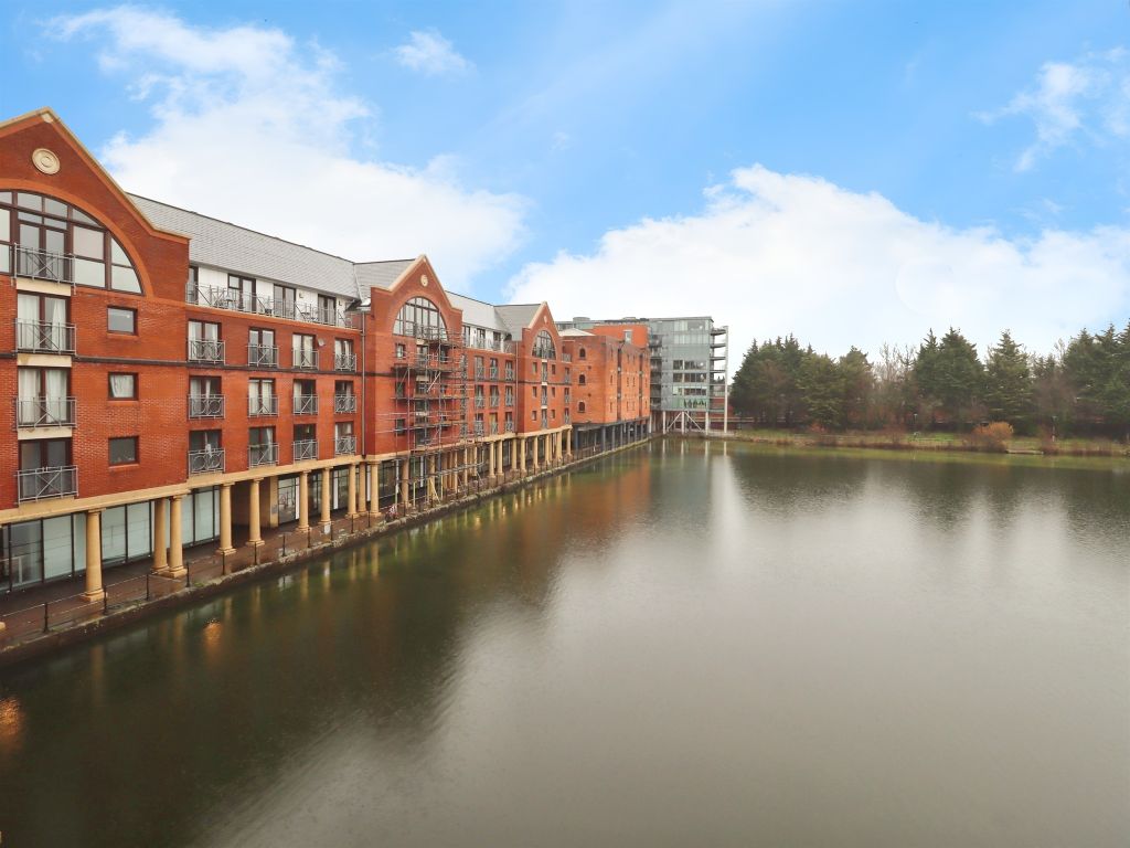 Property photo 2 of 20