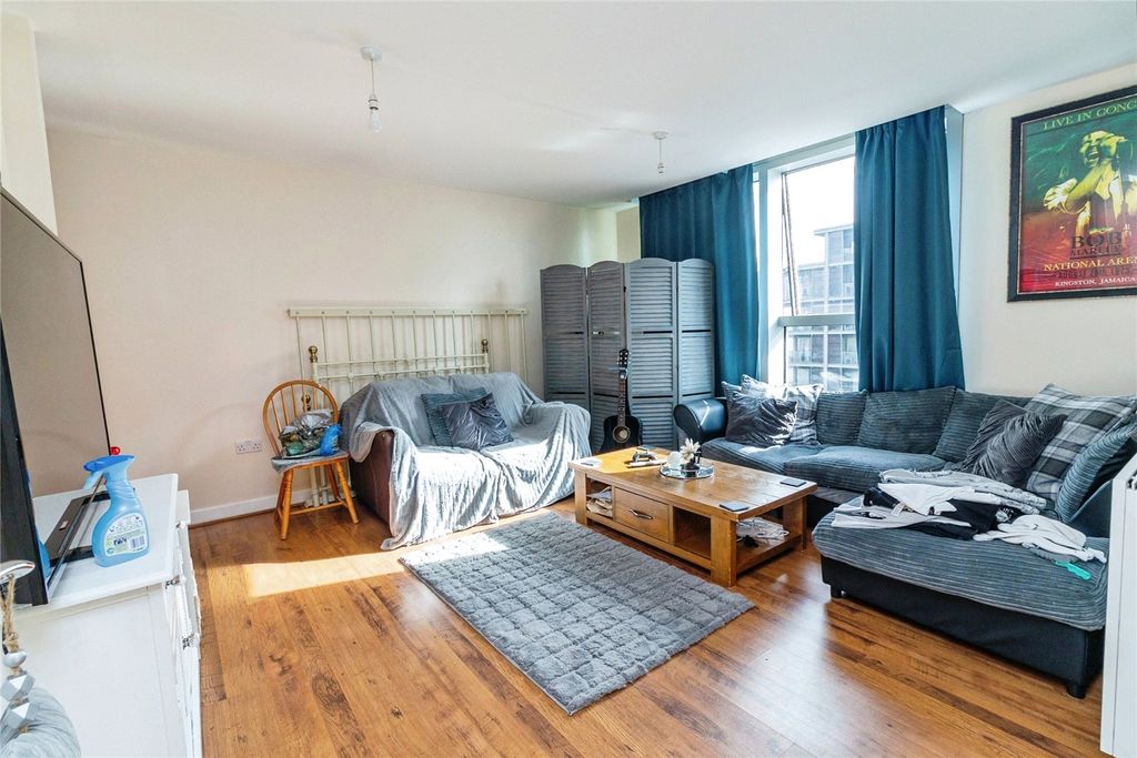 Property photo 3 of 14 Picture No. 04