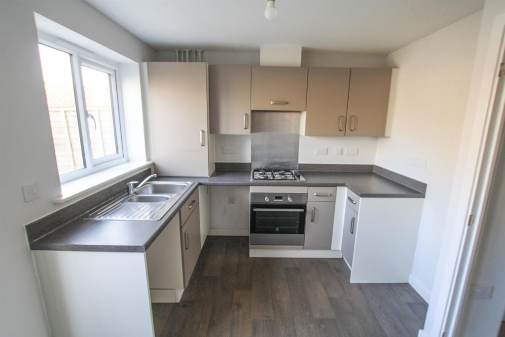 Property photo 2 of 12 Img_1465.Jpg