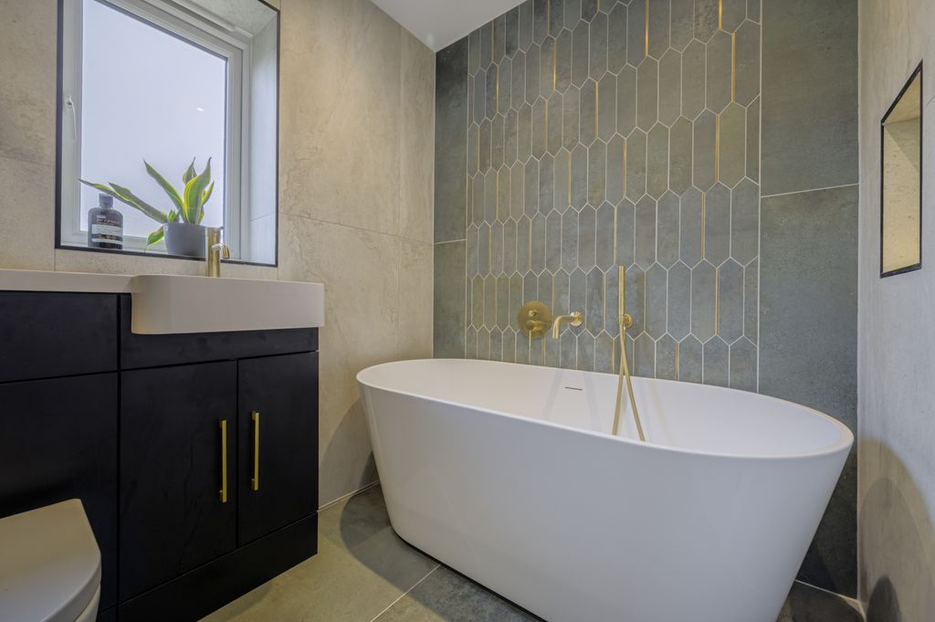 Property photo 3 of 32 Dsc_1180