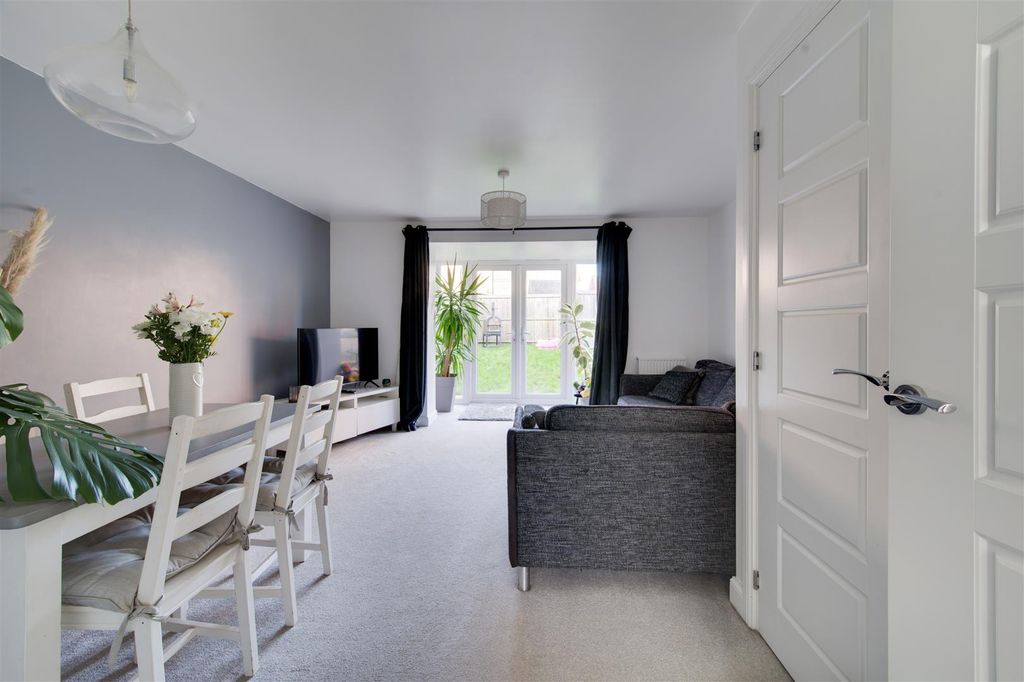 Property photo 3 of 22 Dsc_3747-Dsc_3751.Jpg