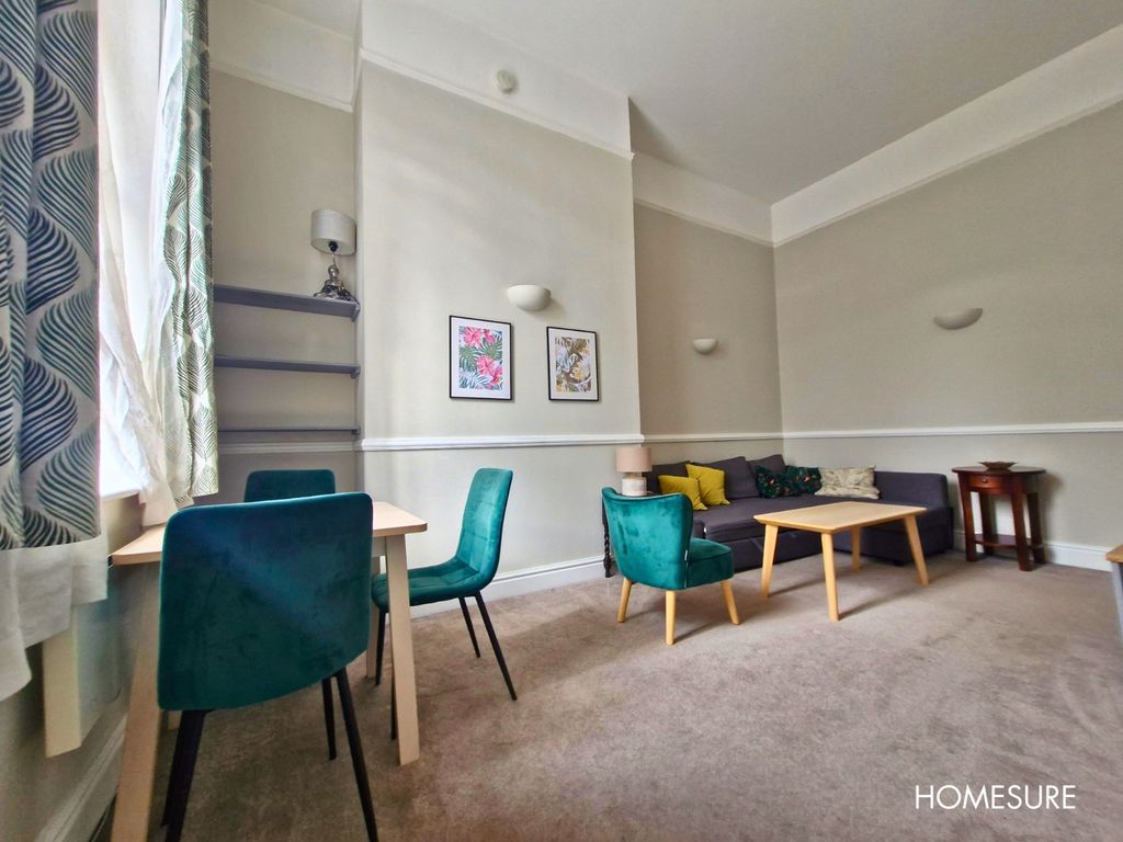 Property photo 3 of 10 Picture No. 01