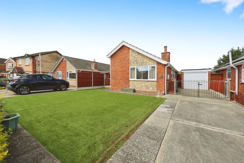 Property photo 1 of 14 4269680
