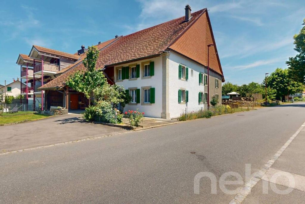 Property photo 1 of 13