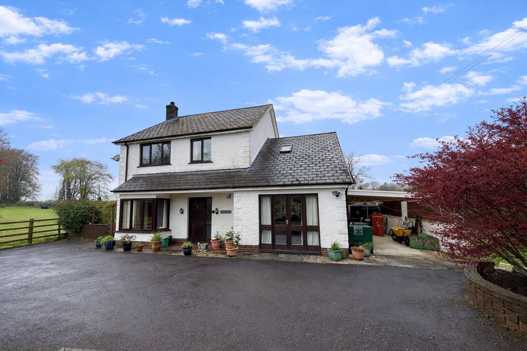 Property photo 1 of 23