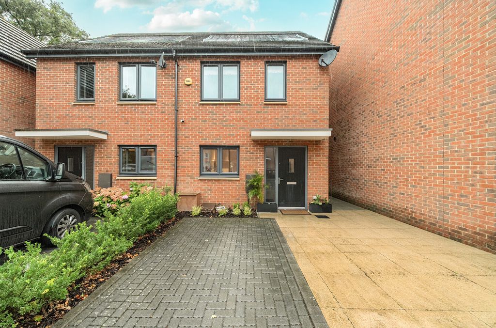 Property photo 1 of 17 1344295-15-68B875...