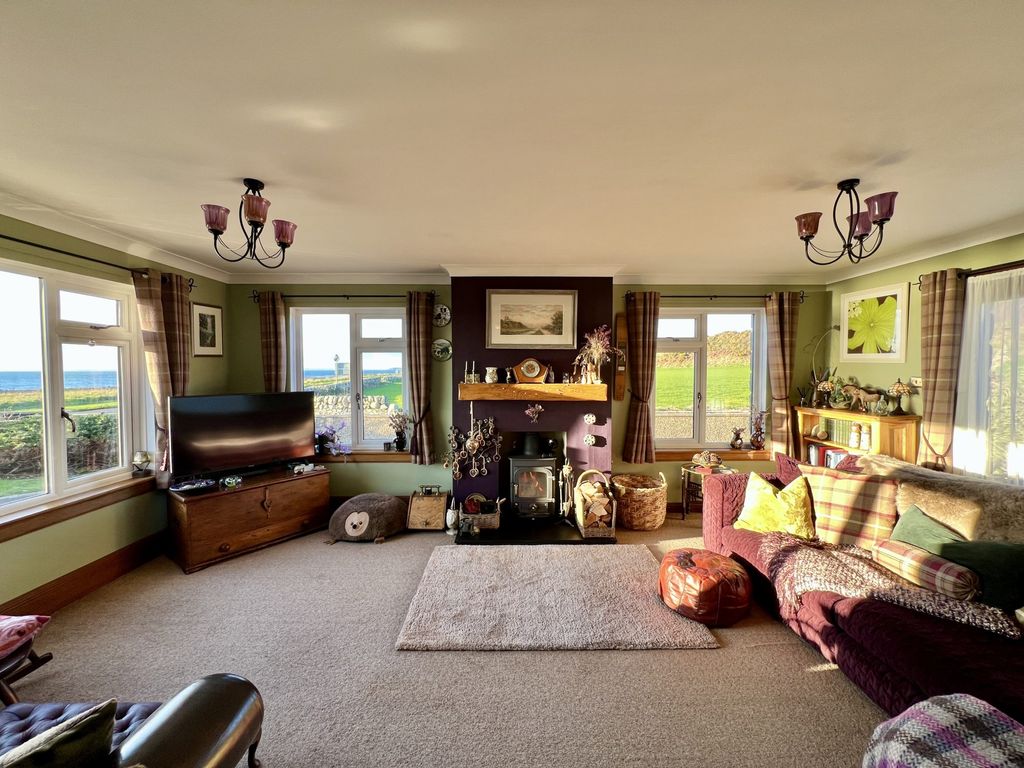 Property photo 2 of 36