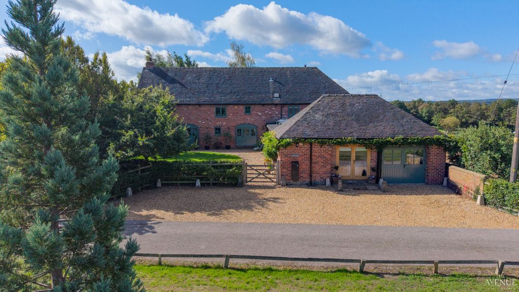 Property photo 1 of 39 5387663