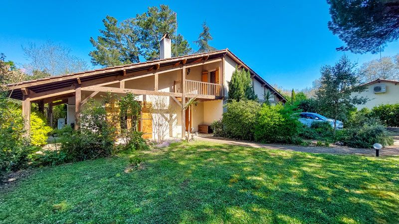 Property photo 1 of 31