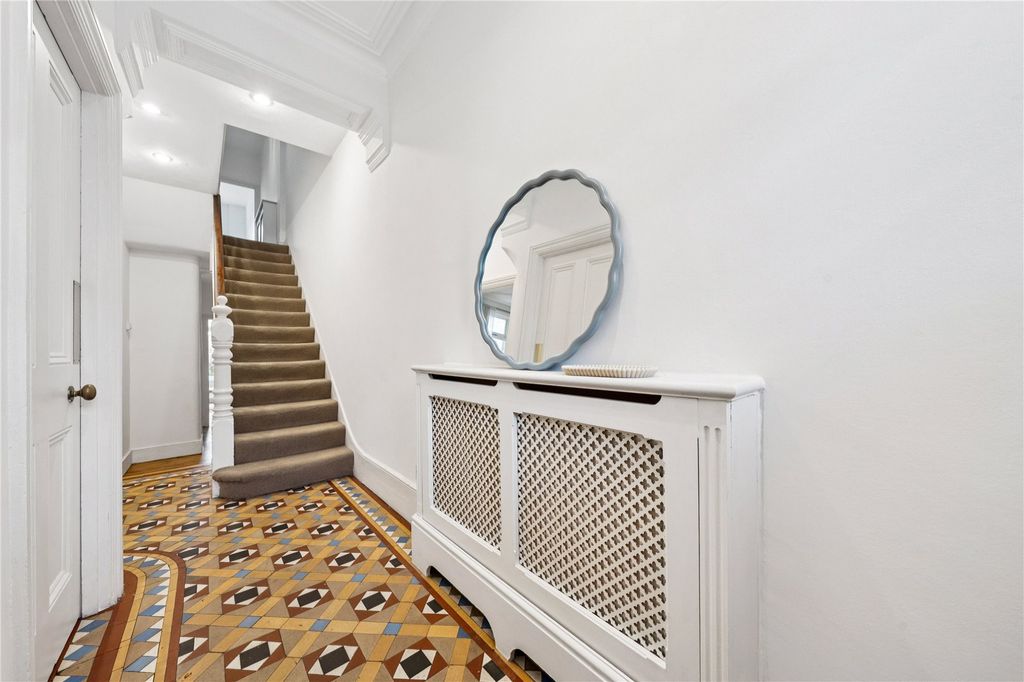 Property photo 2 of 15 Picture No. 25