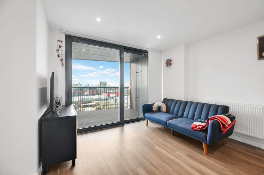 Property photo 1 of 26 Lounge Area (1).Jpg