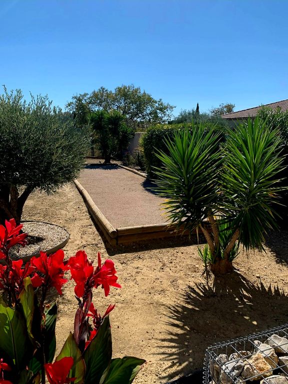 Property photo 3 of 25