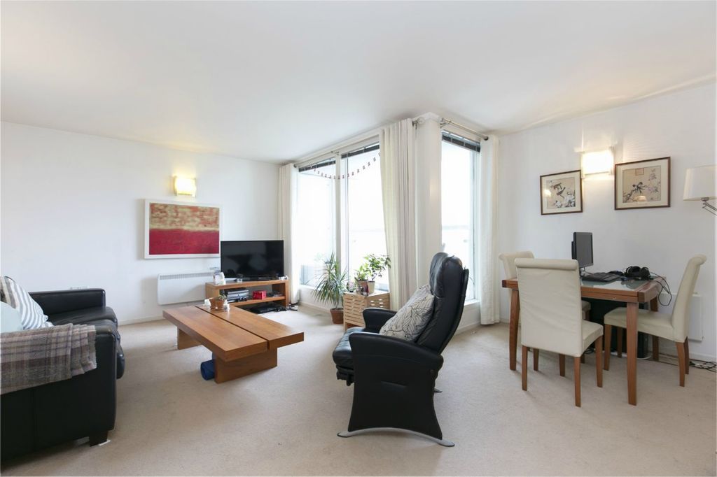 Property photo 1 of 9 Reception Room