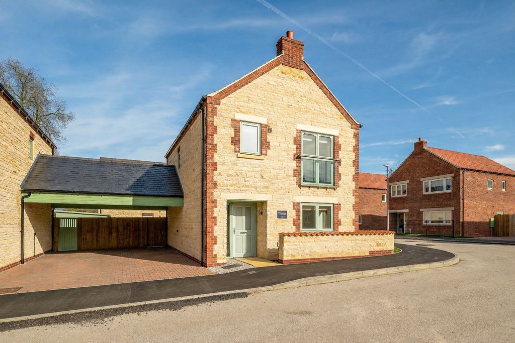 Property photo 1 of 11 5004171