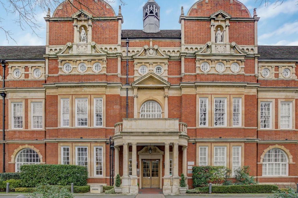 Property photo 2 of 17 Picture No. 43