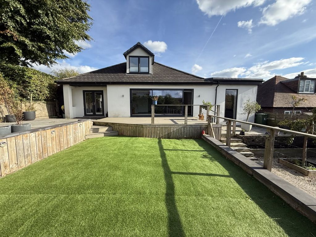 Property photo 2 of 32