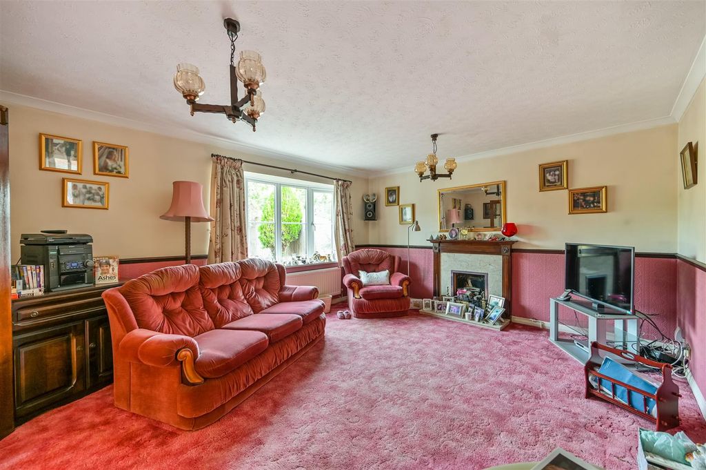 Property photo 3 of 15
