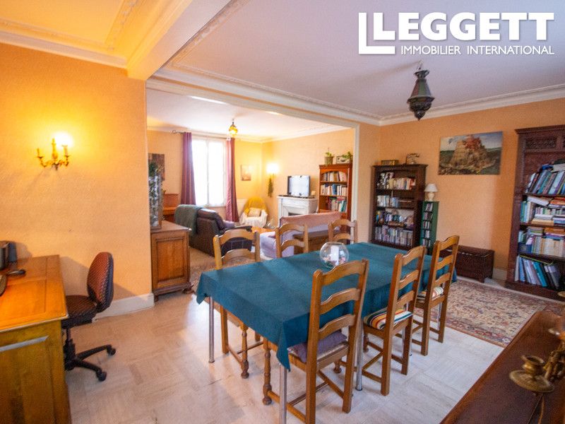 Property photo 3 of 10