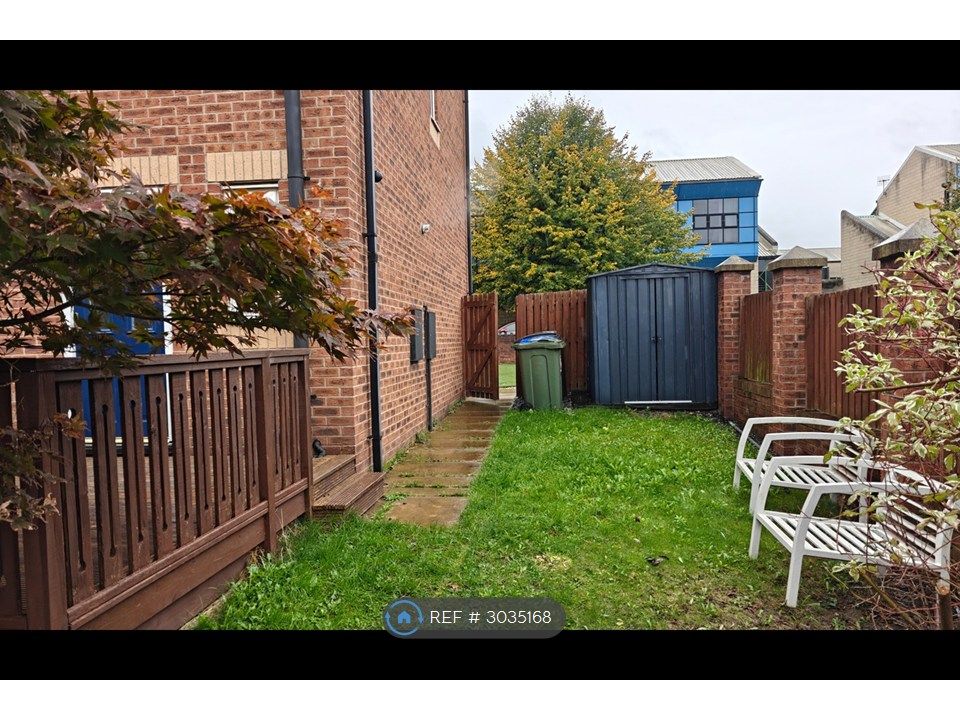 Property photo 3 of 27