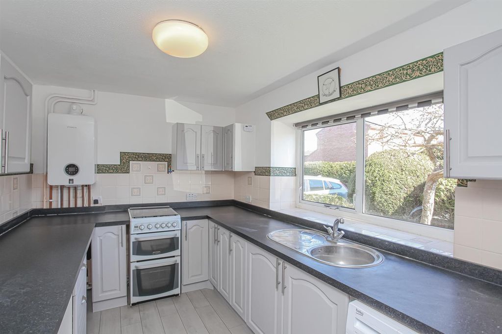 Property photo 2 of 20 Img_2436.Jpg