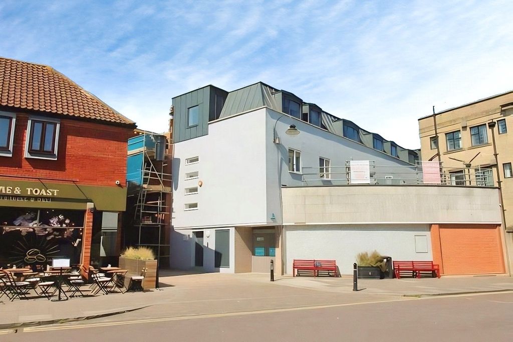 Property photo 1 of 10 Picture No. 03