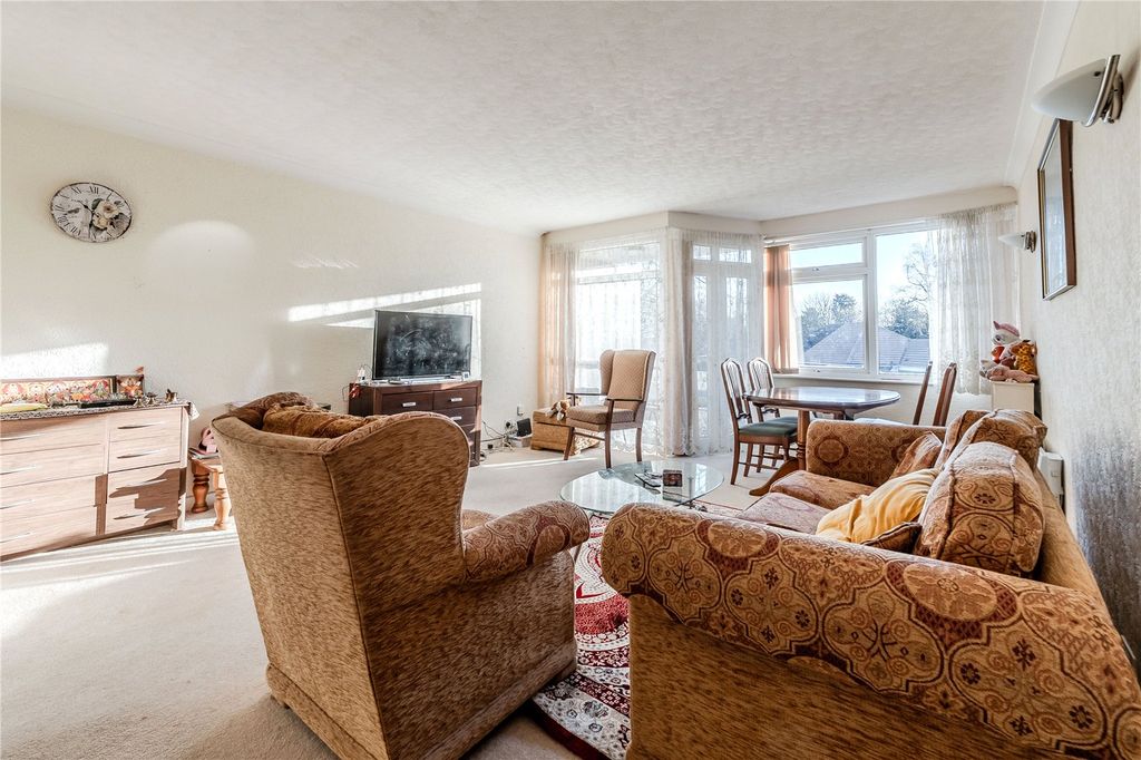 Property photo 2 of 13 Picture No. 08