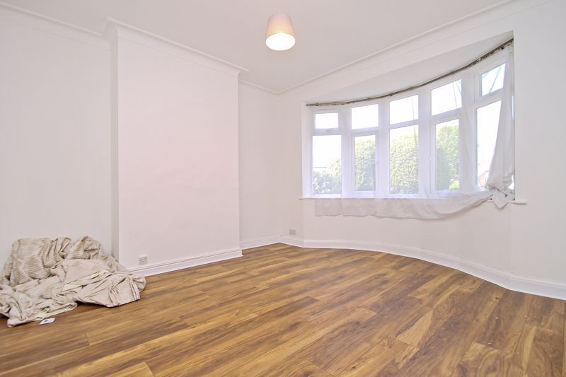 Property photo 3 of 9 Photo 18