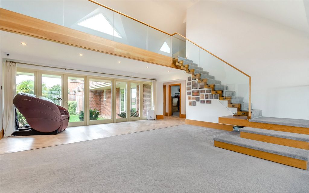 Property photo 3 of 26 Inner Hallway