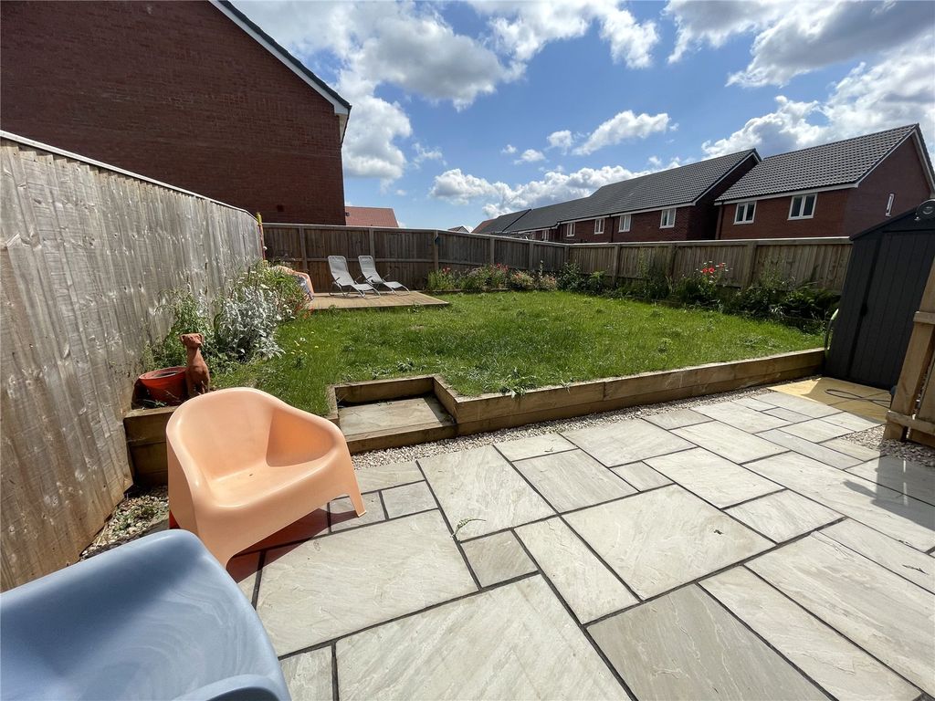 Property photo 2 of 13 Picture No. 12