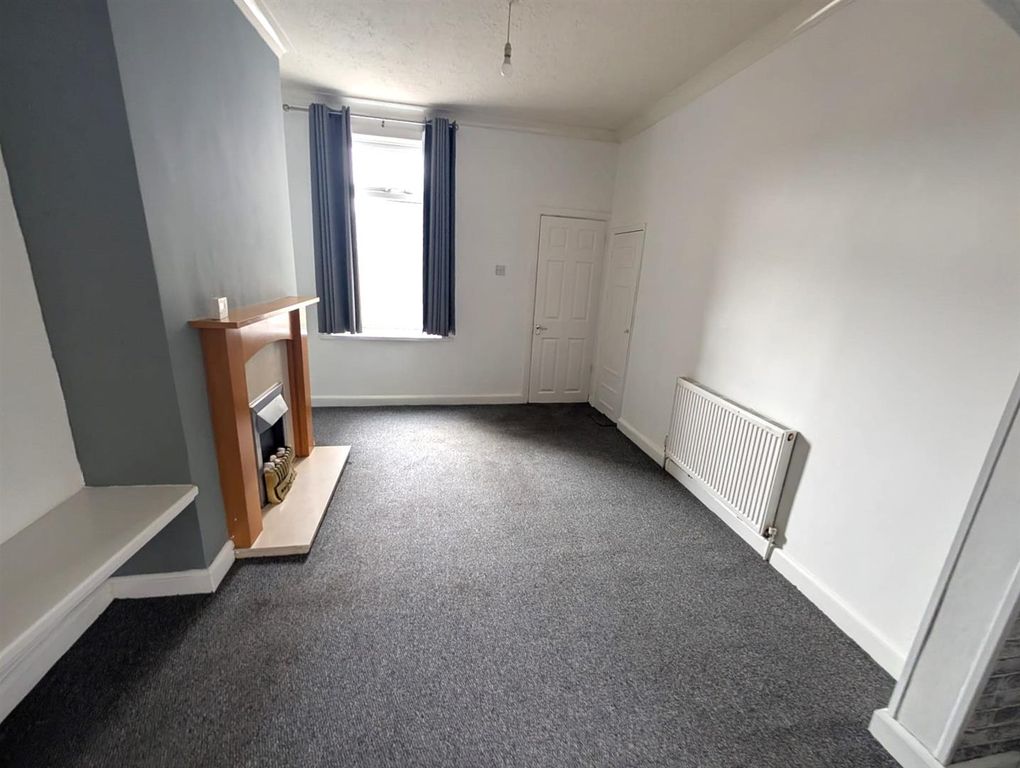 Property photo 2 of 8 Photo-2025-11-20-13-15-48(1).Jpg