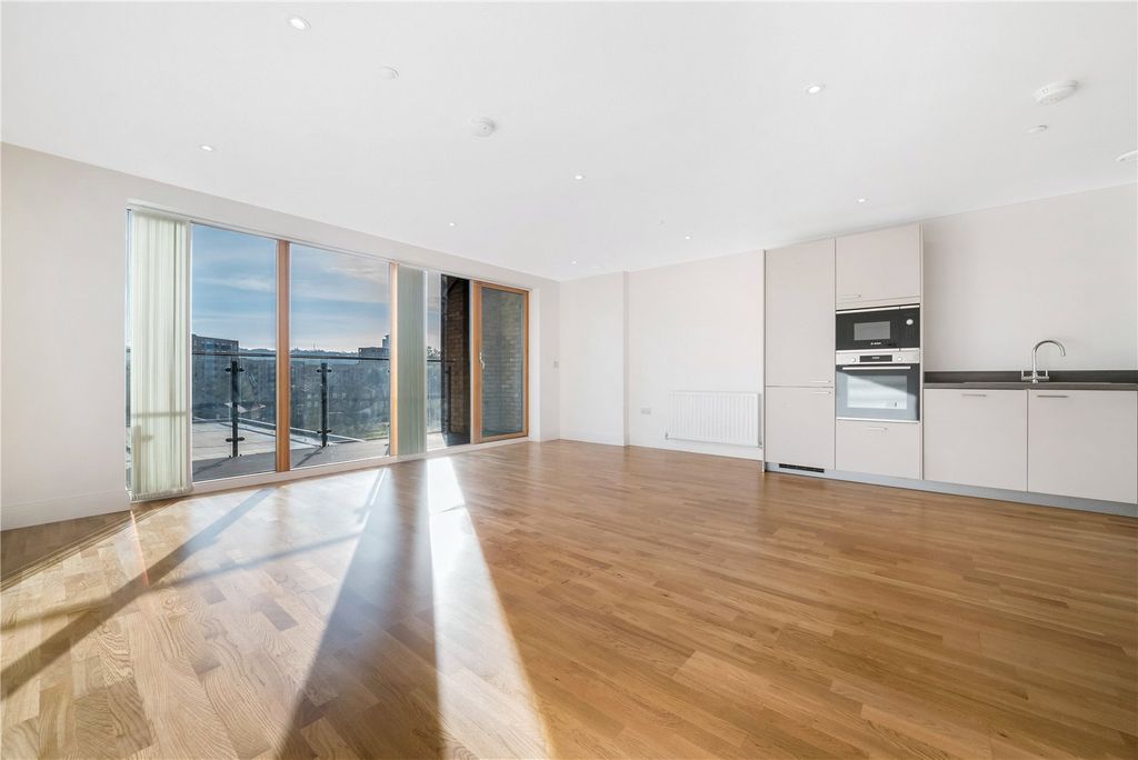 Property photo 2 of 13 Picture No. 09